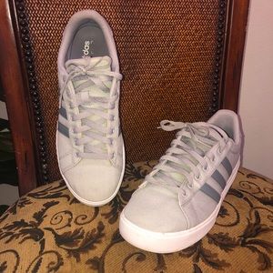 Men’s Grey Adidas Size 9.5. Barely worn